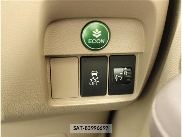 Honda N-ONE 2017-02 8361051-9