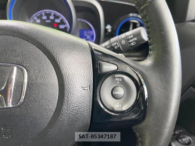 Honda N-ONE 2016-10 8361582-4
