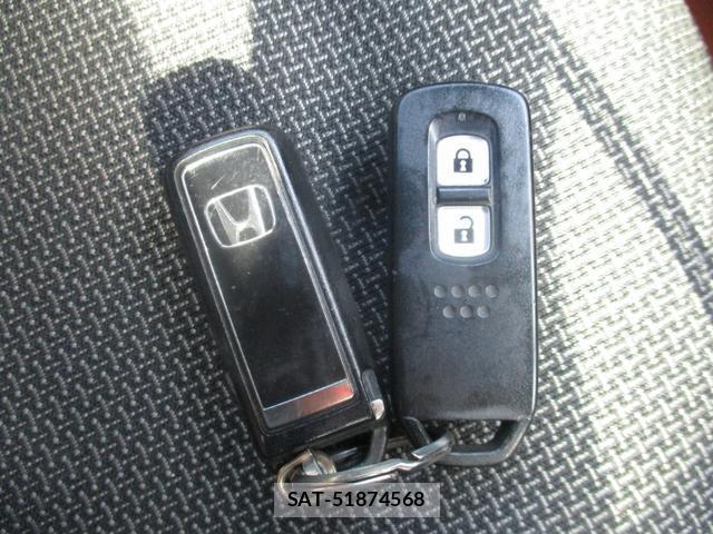 Honda N-VAN 2018-07 8363649-13