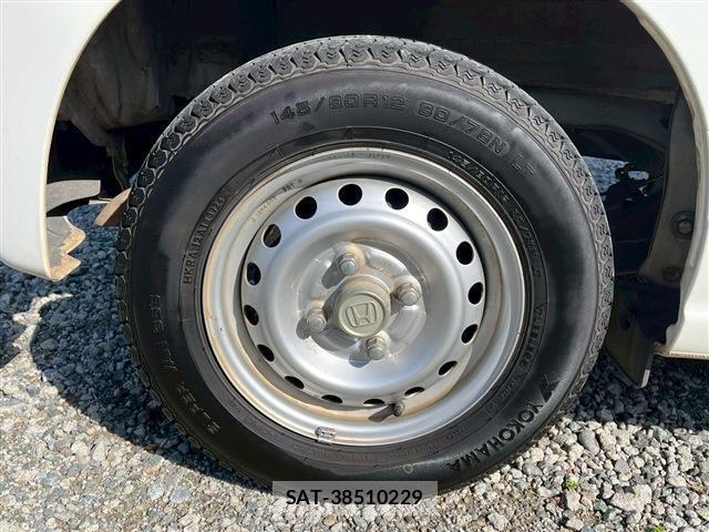 Honda N-VAN 2018-12 8362013-11
