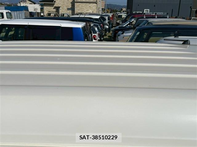 Honda N-VAN 2018-12 8362013-16