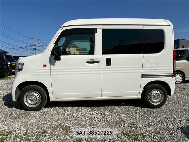 Honda N-VAN 2018-12 8362013-4