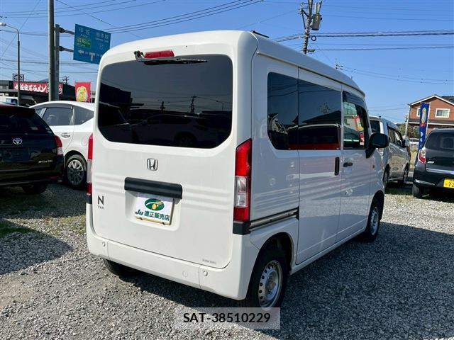 Honda N-VAN 2018-12 8362013-5