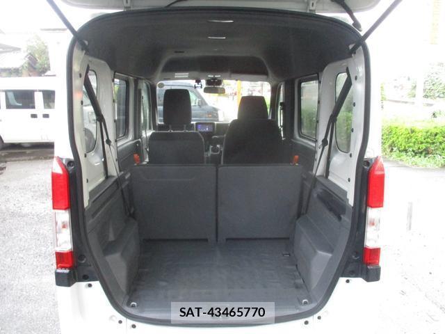 Honda N-VAN 2020-07 8363645-10