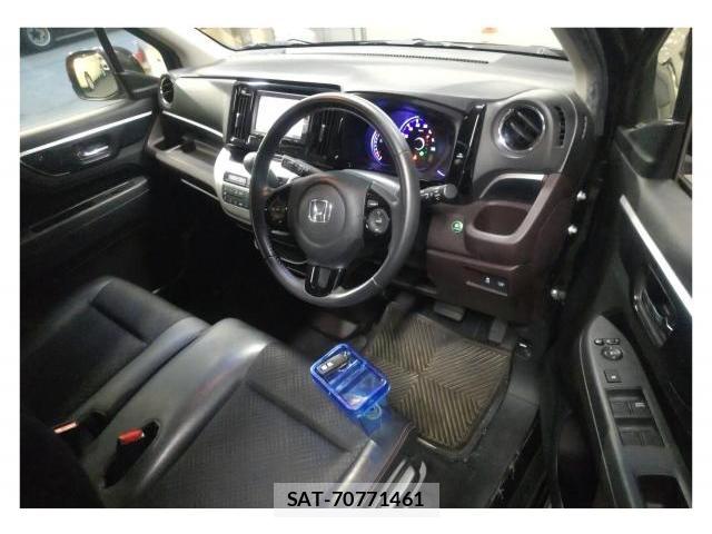 Honda N-WGN 2013-12 8363331-2