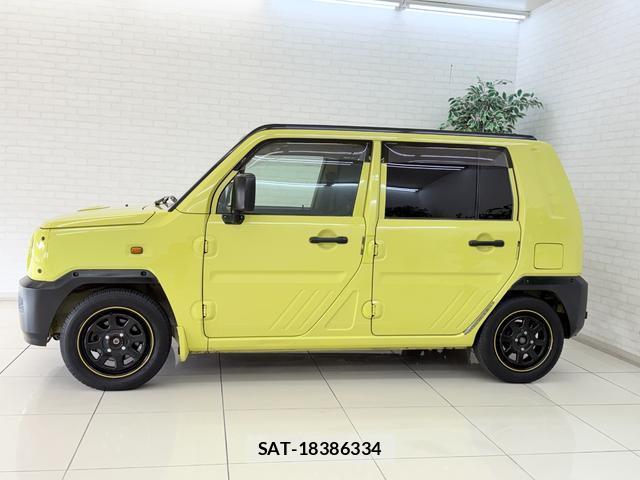 Daihatsu NAKED 2000 8362947-17