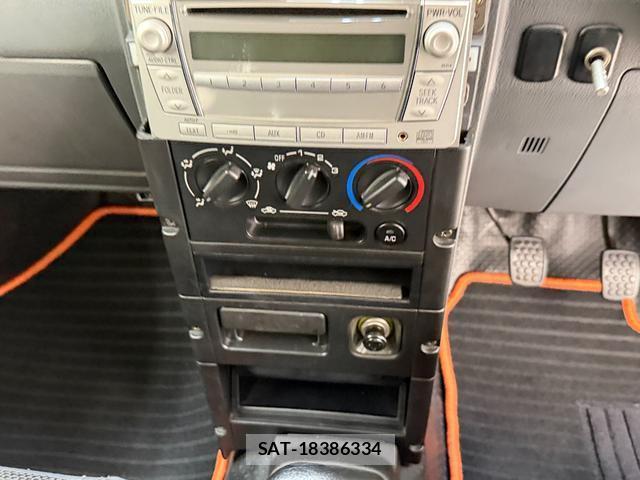 Daihatsu NAKED 2000 8362947-4