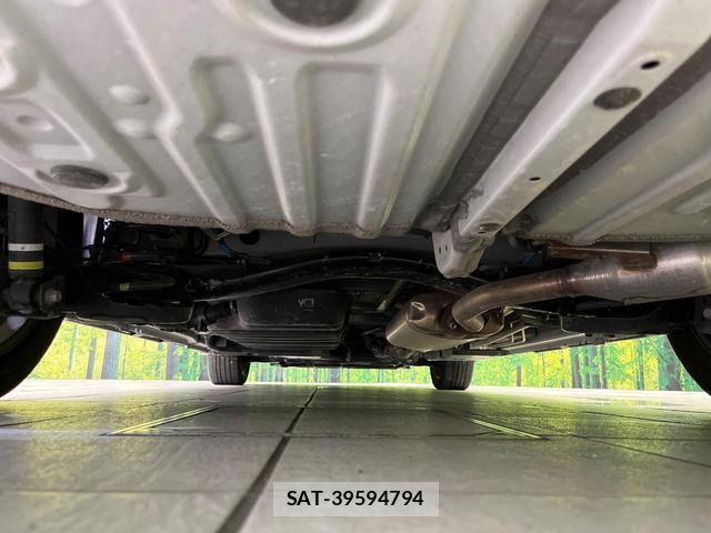 Toyota NOAH 2023-10 8360570-18