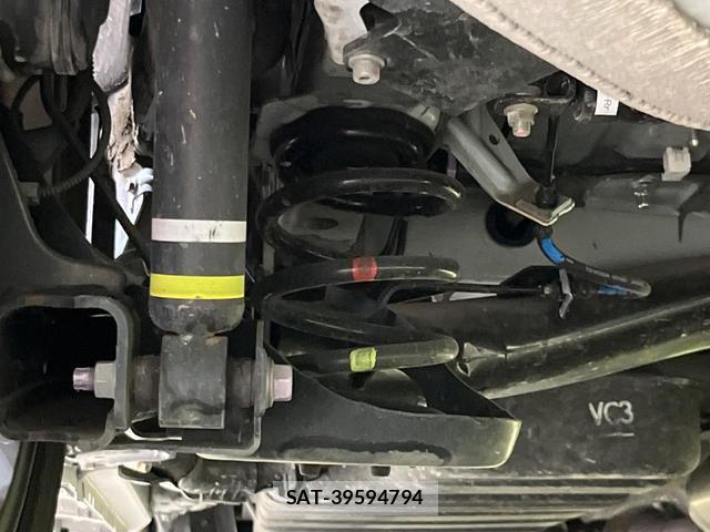 Toyota NOAH 2023-10 8360570-19