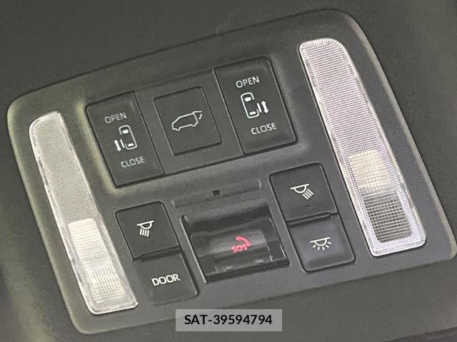 Toyota NOAH 2023-10 8360570-5
