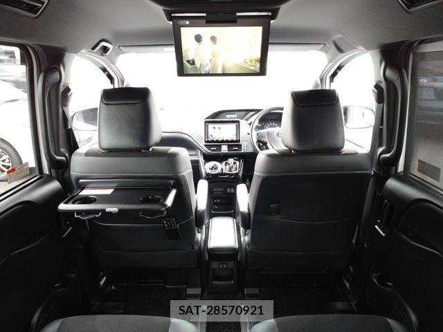 Toyota NOAH 2020-09 8360572-11