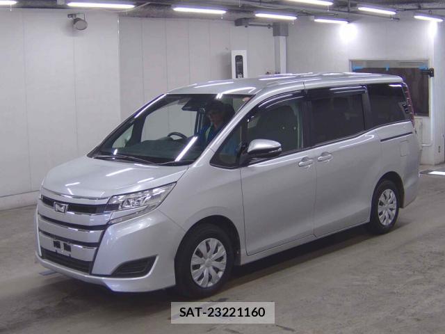 Toyota NOAH 2021-07 8360744-3