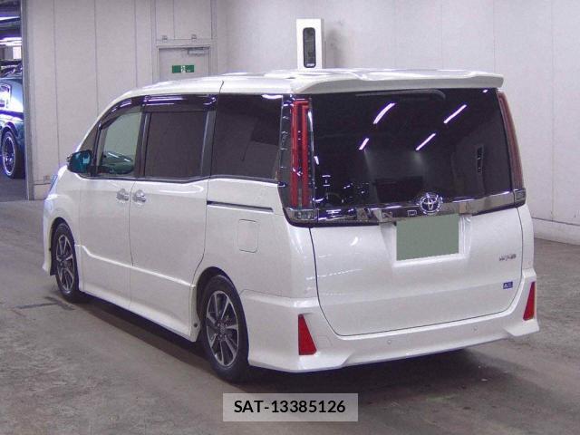 Toyota NOAH 2021-01 8360780-1