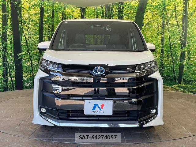 Toyota NOAH 2023-02 8360790-14