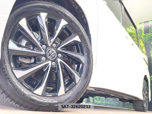 Toyota NOAH 2025-07 8360791-13