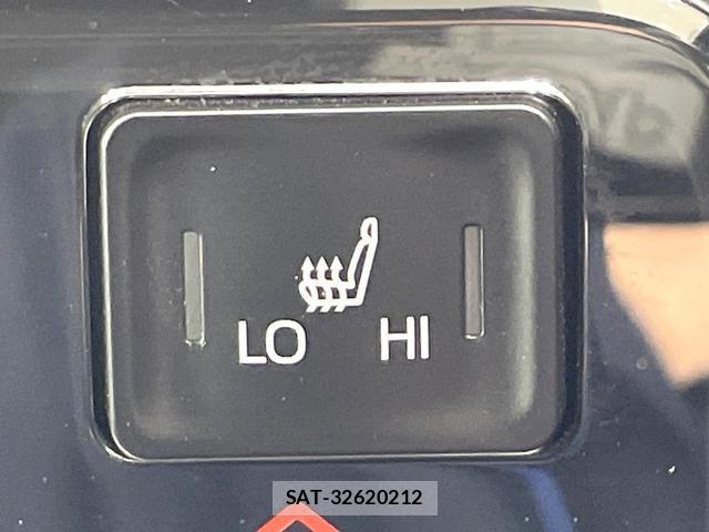 Toyota NOAH 2025-07 8360791-6