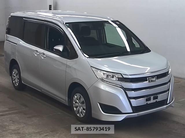 Toyota NOAH 2019-07 8361262-0