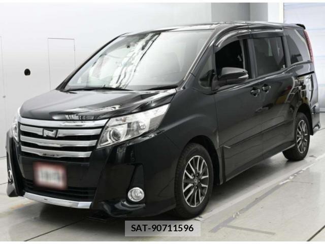 Toyota NOAH 2015-10 8361267-0