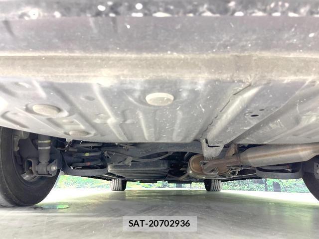 Toyota NOAH 2014-05 8361493-19