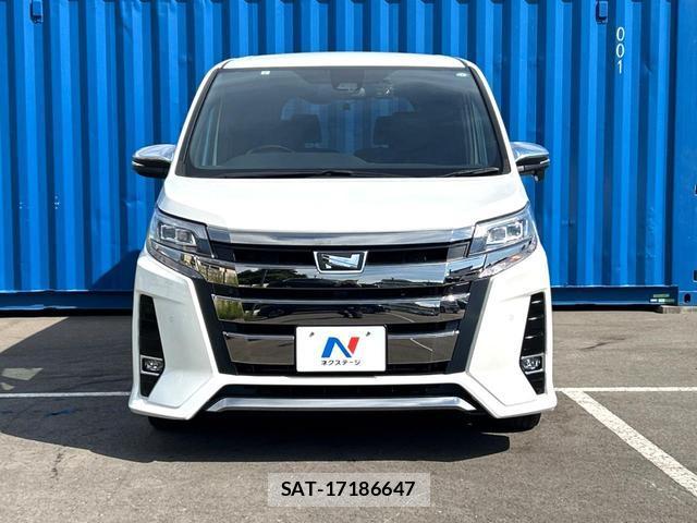 Toyota NOAH 2021-09 8361562-14