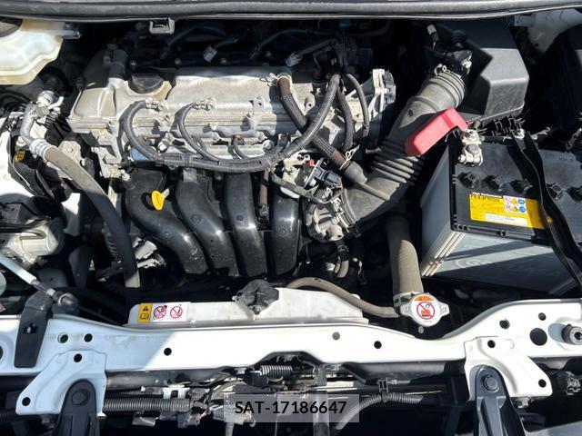 Toyota NOAH 2021-09 8361562-18