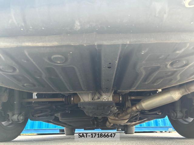 Toyota NOAH 2021-09 8361562-19