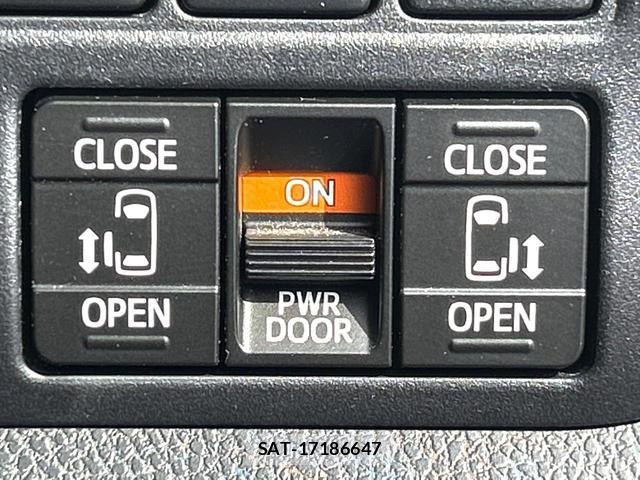 Toyota NOAH 2021-09 8361562-5