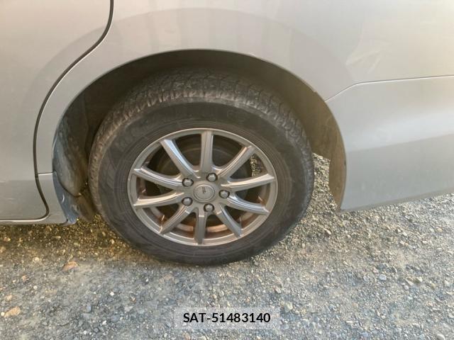 Toyota NOAH 2017-09 8361753-3