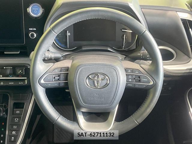 Toyota NOAH 2022-09 8361822-7