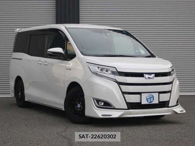 Toyota NOAH 2020-01 8362183-11