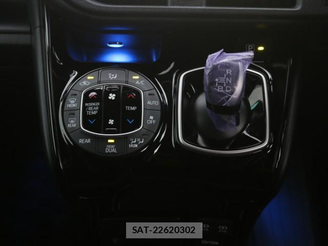 Toyota NOAH 2020-01 8362183-15