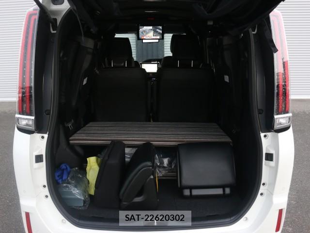 Toyota NOAH 2020-01 8362183-18