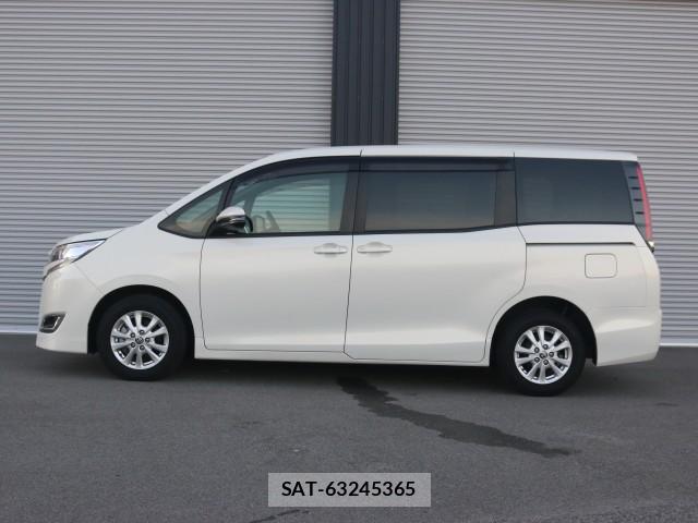 Toyota NOAH 2021-07 8362186-10