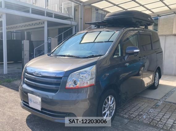 Toyota NOAH 2010-03 8362288-0