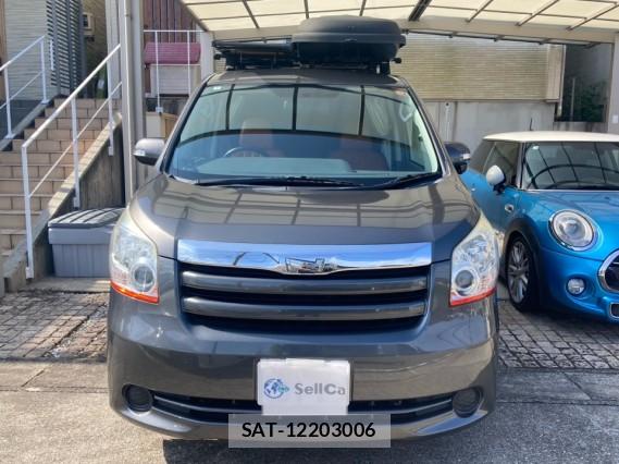 Toyota NOAH 2010-03 8362288-9