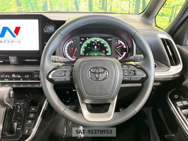 Toyota NOAH 2024-06 8362580-11