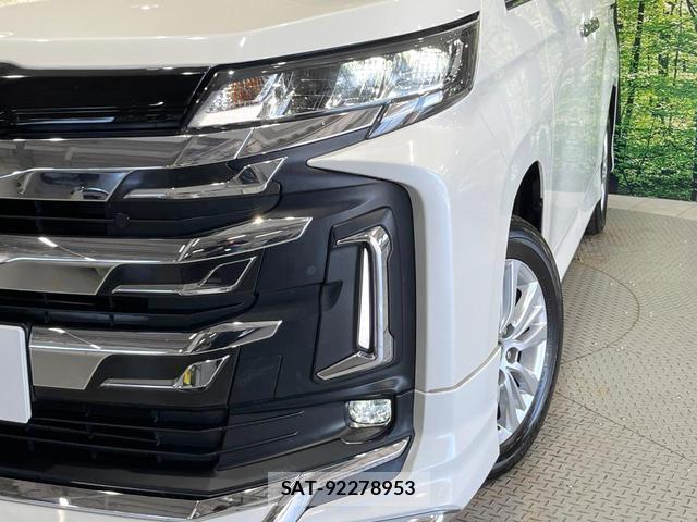 Toyota NOAH 2024-06 8362580-12