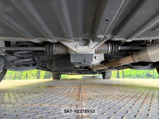 Toyota NOAH 2024-06 8362580-18