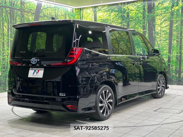 Toyota NOAH 2025-02 8362741-17