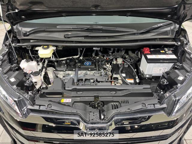 Toyota NOAH 2025-02 8362741-18