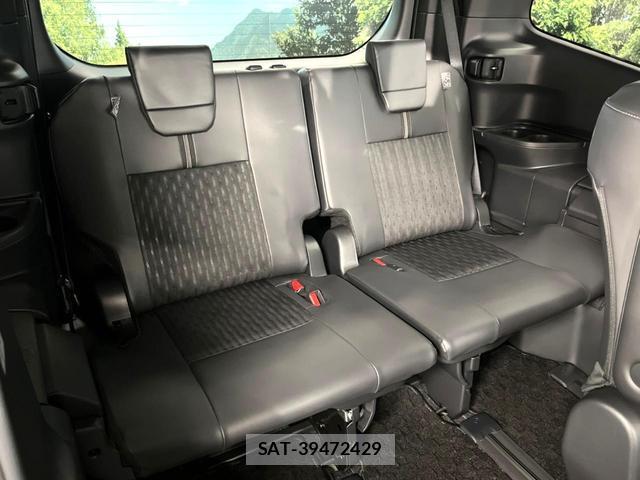 Toyota NOAH 2025-08 8362788-9