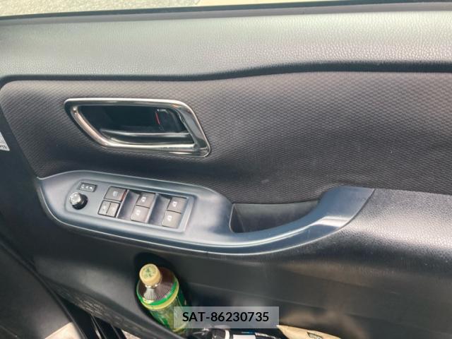Toyota NOAH 2015-05 8362836-10