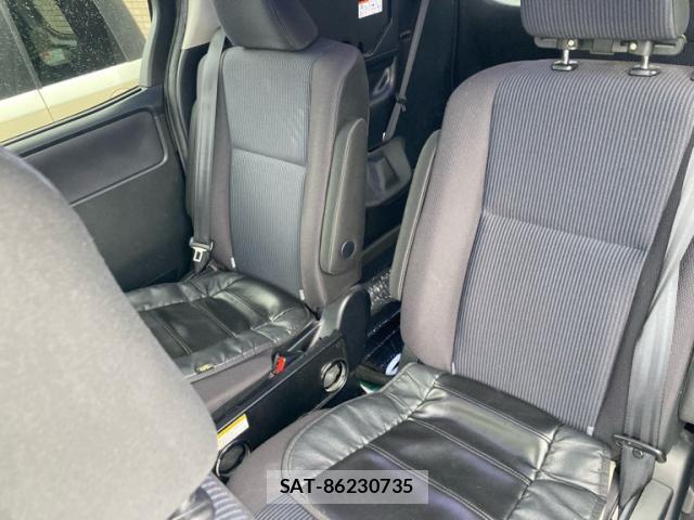 Toyota NOAH 2015-05 8362836-18