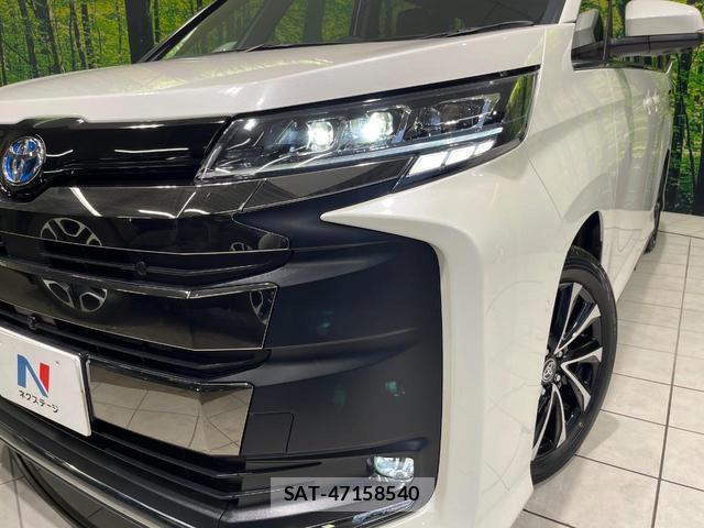 Toyota NOAH 2025-08 8363068-11