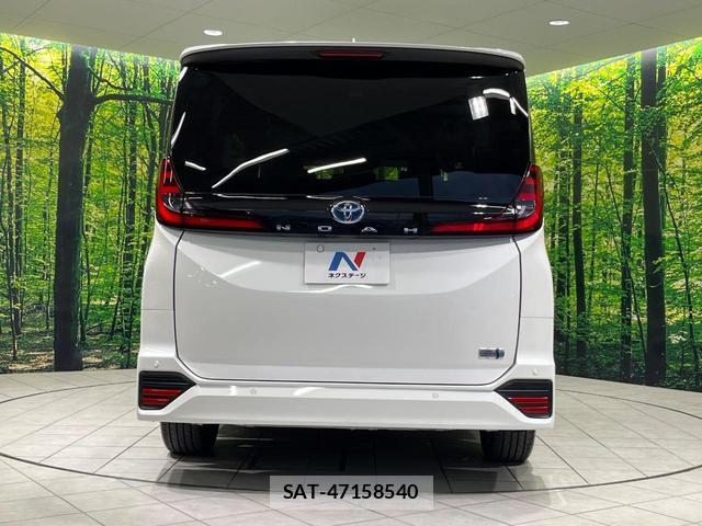 Toyota NOAH 2025-08 8363068-14