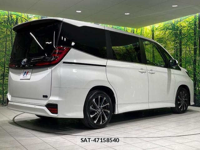 Toyota NOAH 2025-08 8363068-16