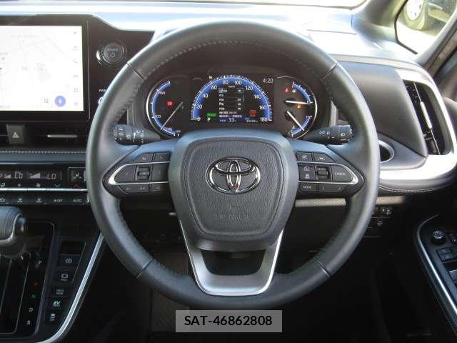 Toyota NOAH 2024-09 8363232-1