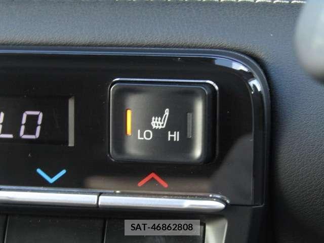 Toyota NOAH 2024-09 8363232-6
