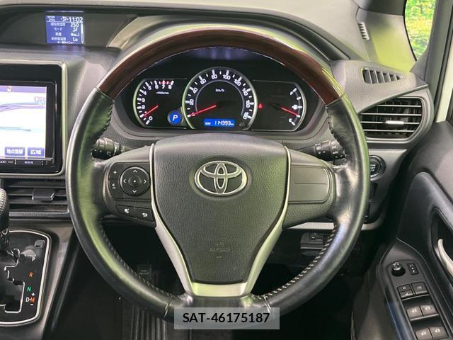 Toyota NOAH 2014-10 8363233-10