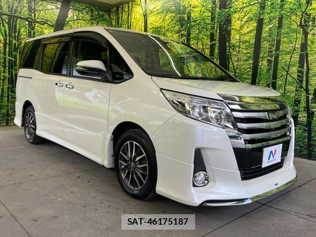 Toyota NOAH 2014-10 8363233-15